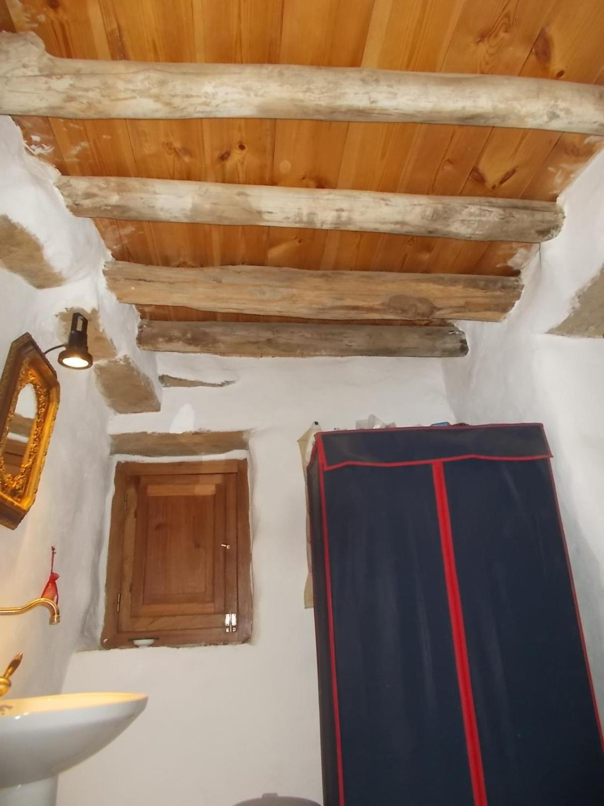 Cyclades Olive Museum'S Guest House Pitrofos ภายนอก รูปภาพ