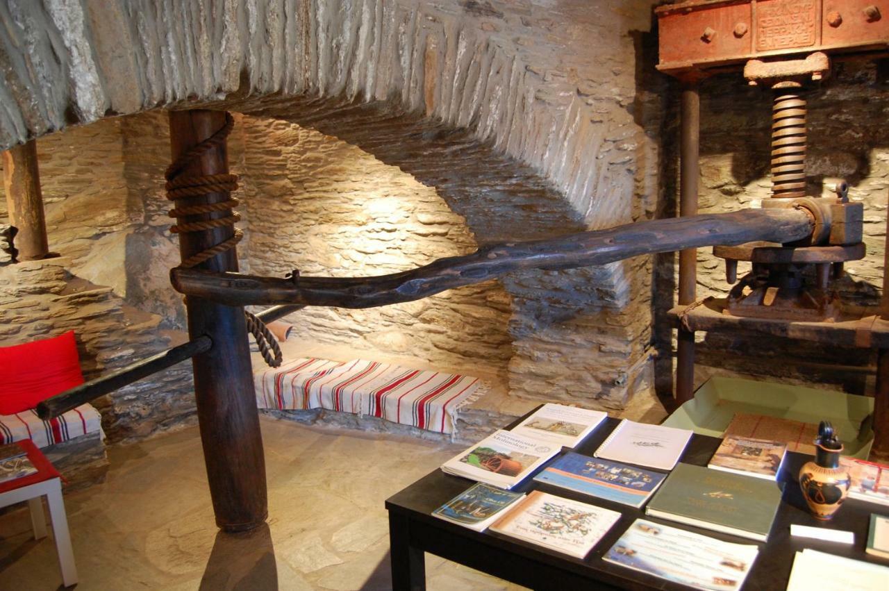 Cyclades Olive Museum'S Guest House Pitrofos ภายนอก รูปภาพ