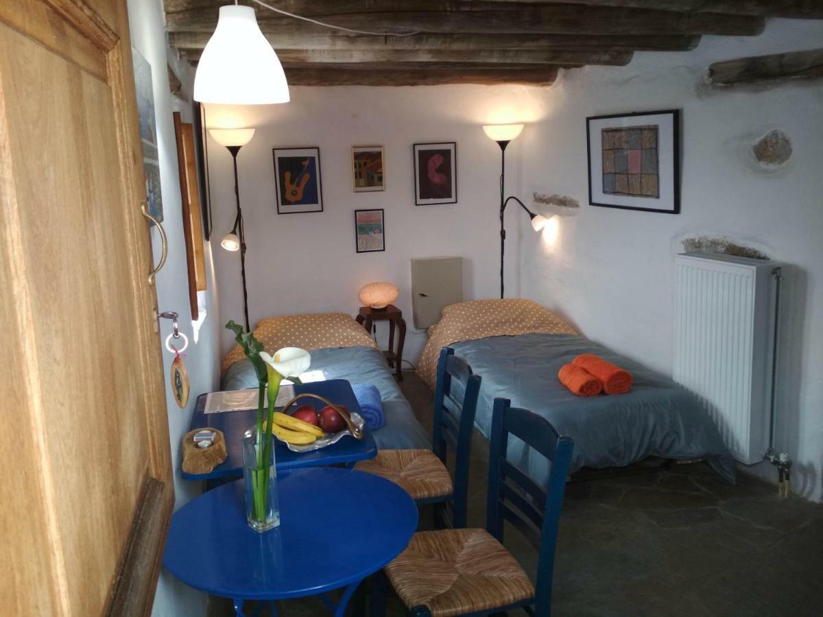 Cyclades Olive Museum'S Guest House Pitrofos ภายนอก รูปภาพ