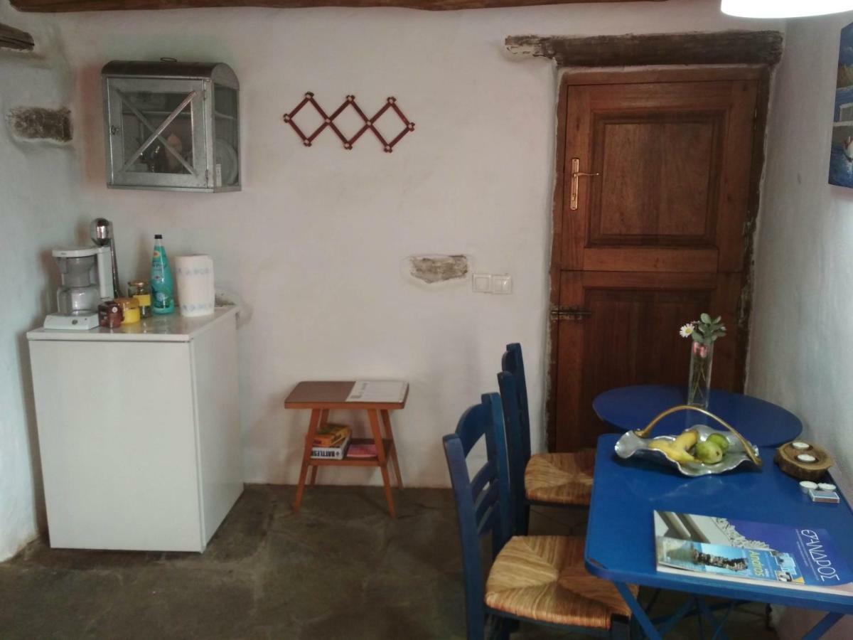 Cyclades Olive Museum'S Guest House Pitrofos ภายนอก รูปภาพ