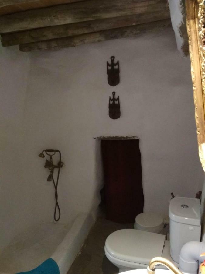 Cyclades Olive Museum'S Guest House Pitrofos ภายนอก รูปภาพ